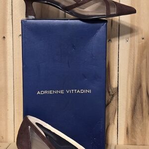 ADRIENNE VITTADINI Womens 7.5 M Brown Faux Suede Mesh Kitten Heels Pumps NIB